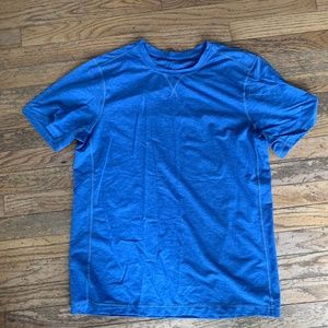 Lululemon Tee